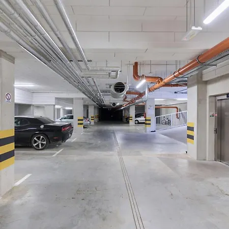 Piekna With Parking By Renters Appartement *