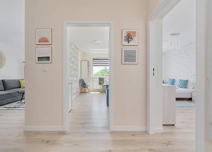 Piekna With Parking By Renters Appartement *