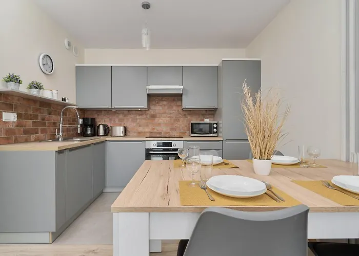 Piekna With Parking By Renters * Wrocław