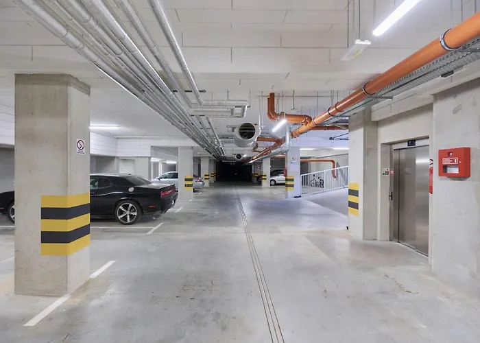 Piekna With Parking By Renters Appartement *