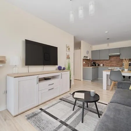 Piekna With Parking By Renters Apartman Wrocław