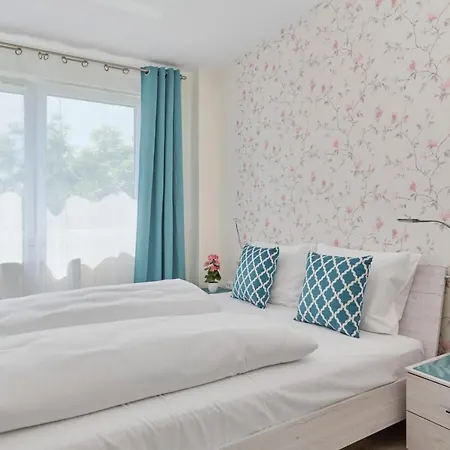 Апартаменты Piekna With Parking By Renters